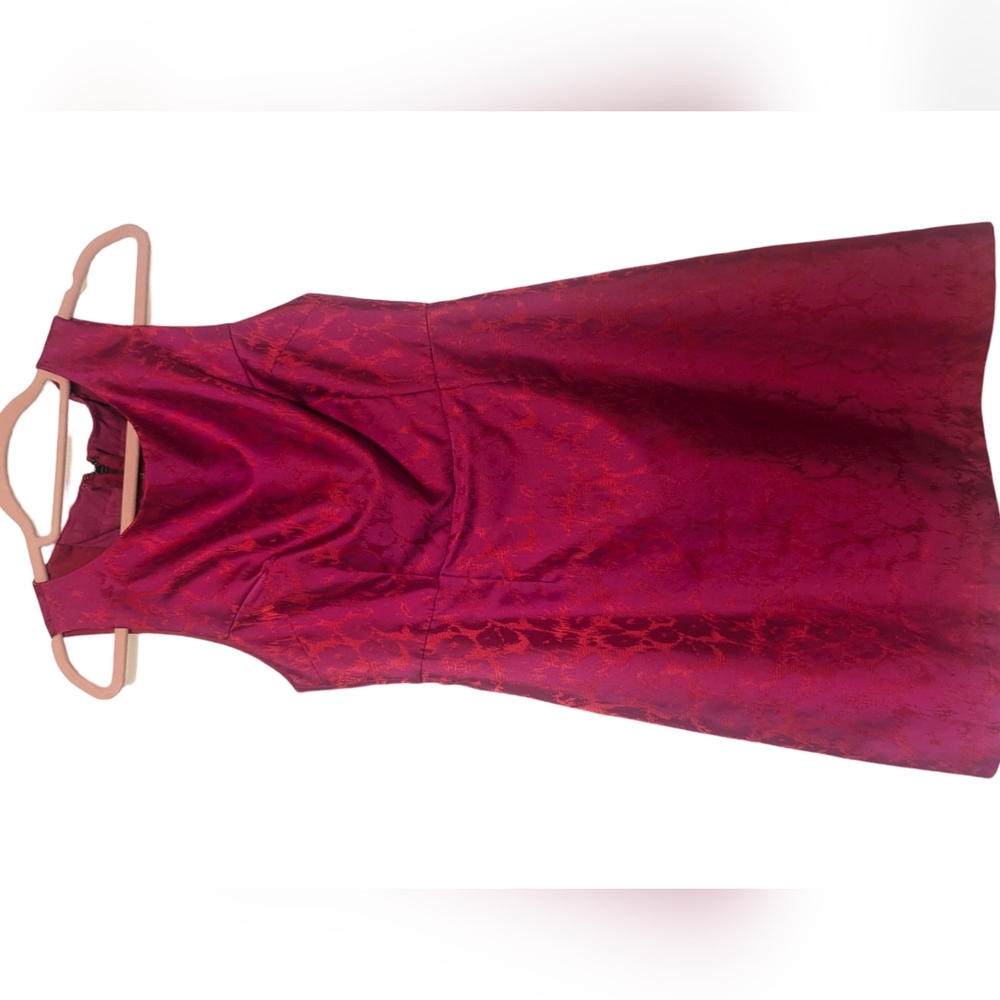 Alice + Olivia Pink above knee length dress